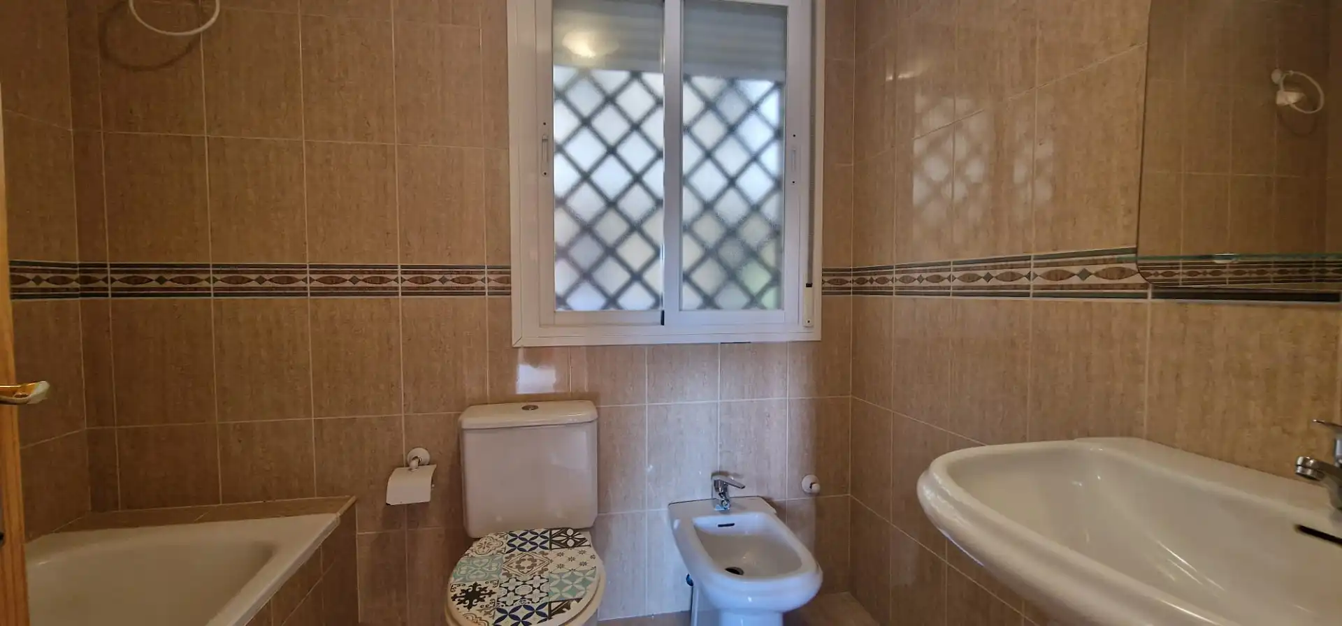 Bathroom of Flat for sale in Benalmádena  with Terrace