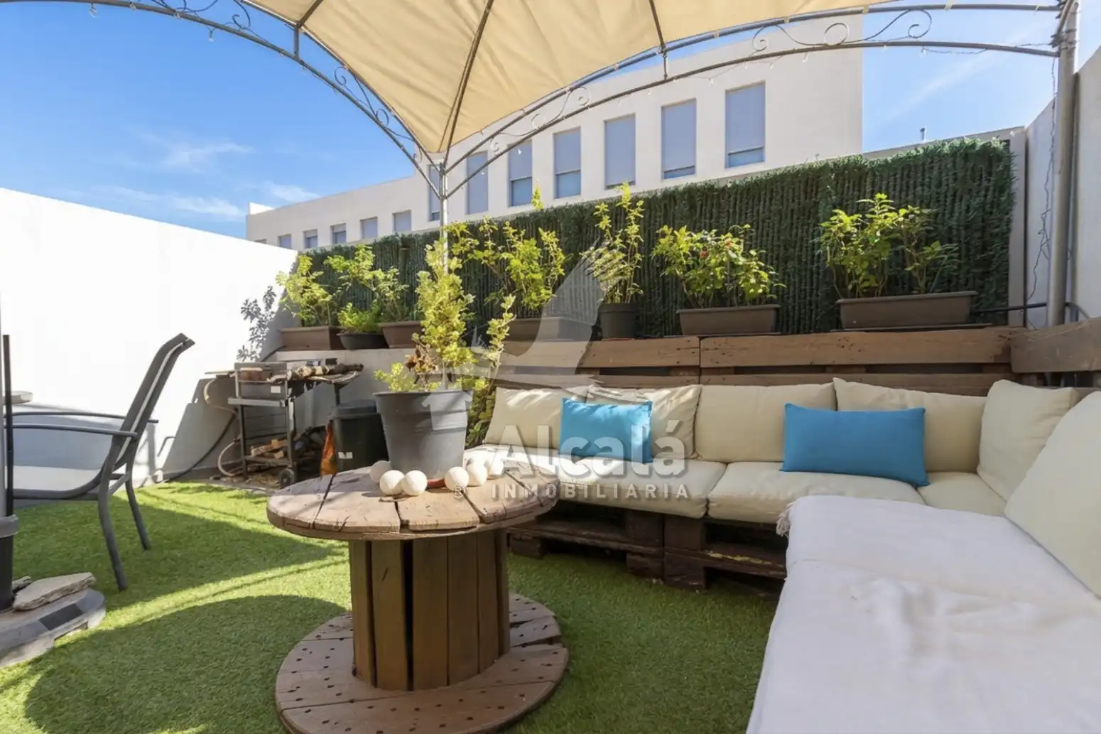 Terrasse von Wohnung zum Verkauf in Villalbilla mit Klimaanlage, Heizung und Terrasse