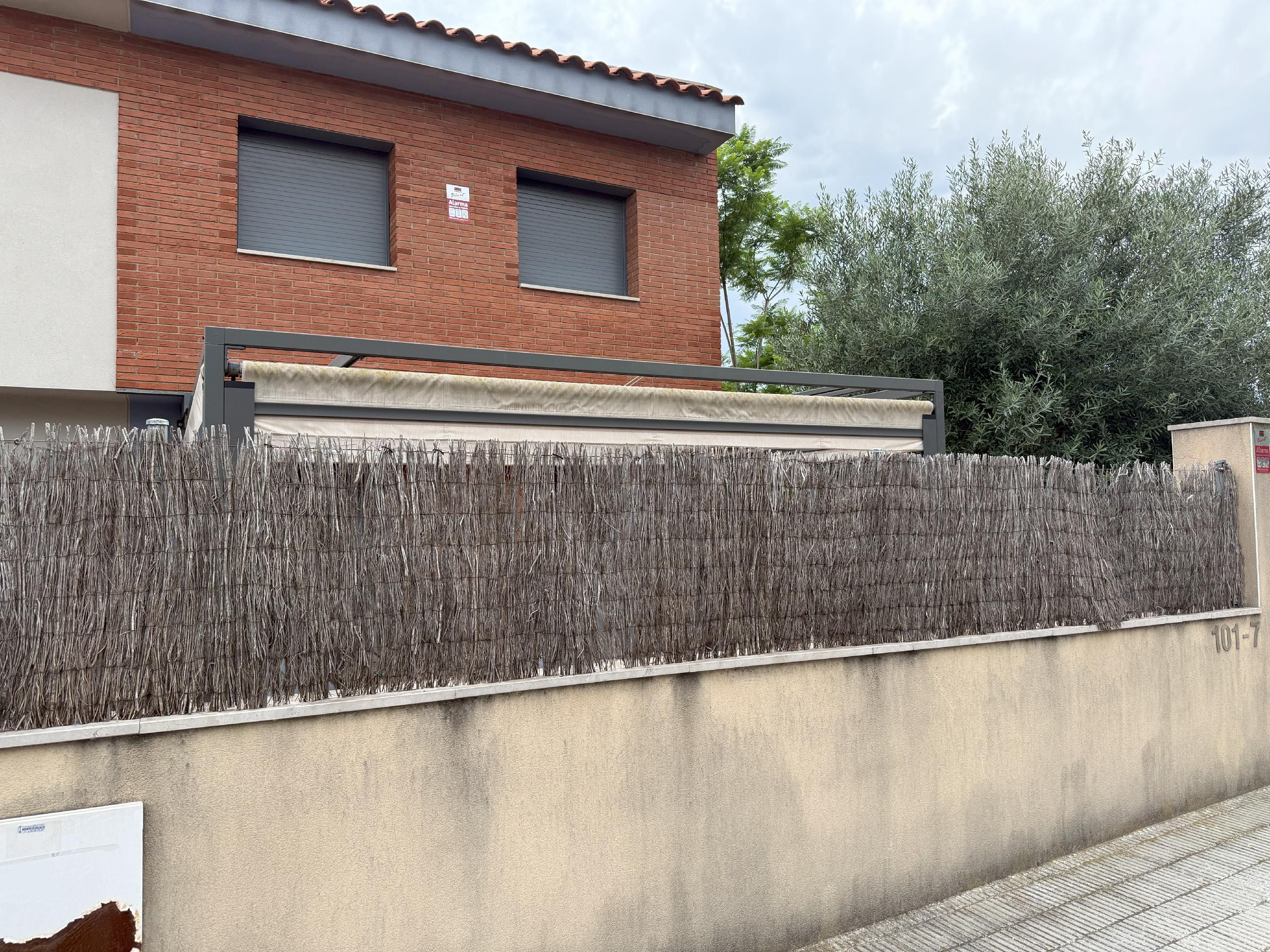 Jardín de Casa adosada en venta en El Vendrell con Aire acondicionado, Calefacción y Jardín privado