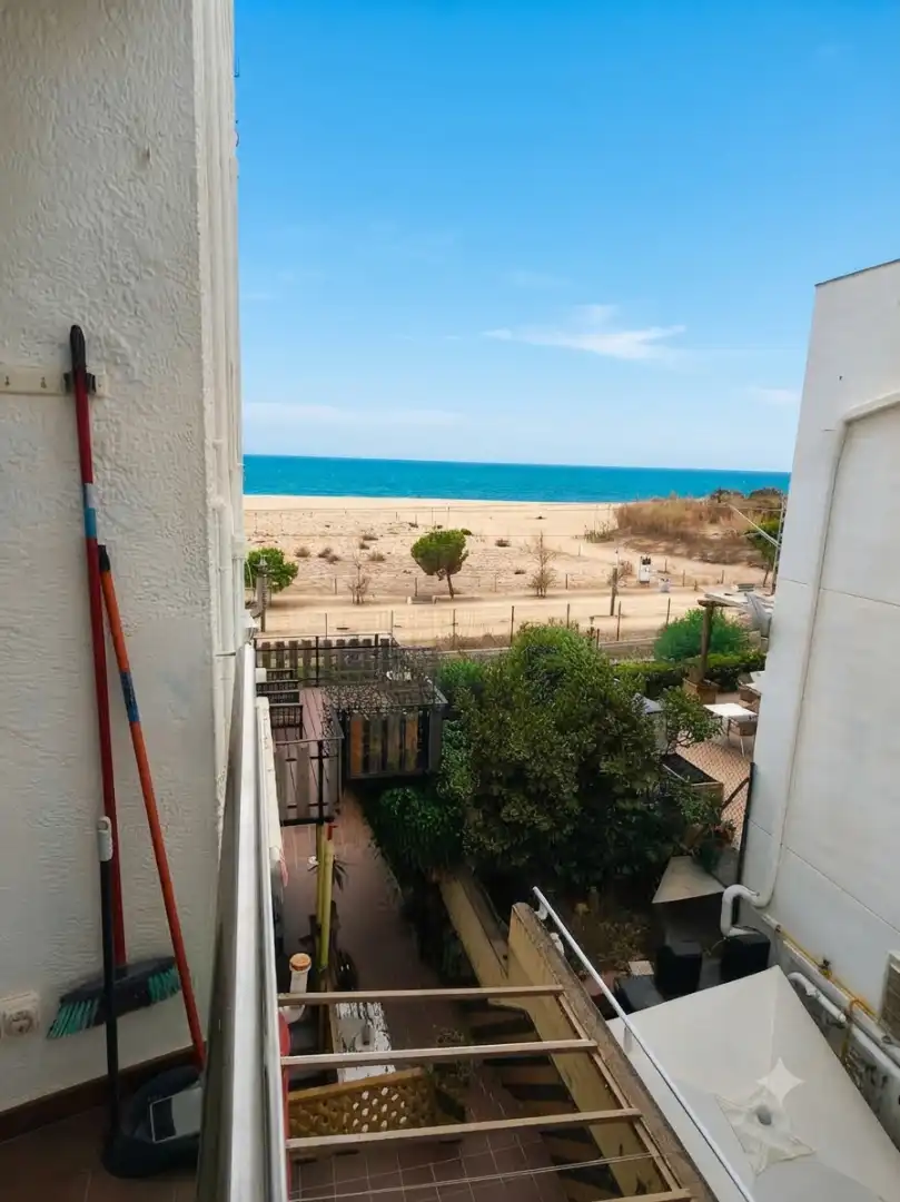 Appartamento con terrazza in affitto a Avinguda Maresme, imagen 9