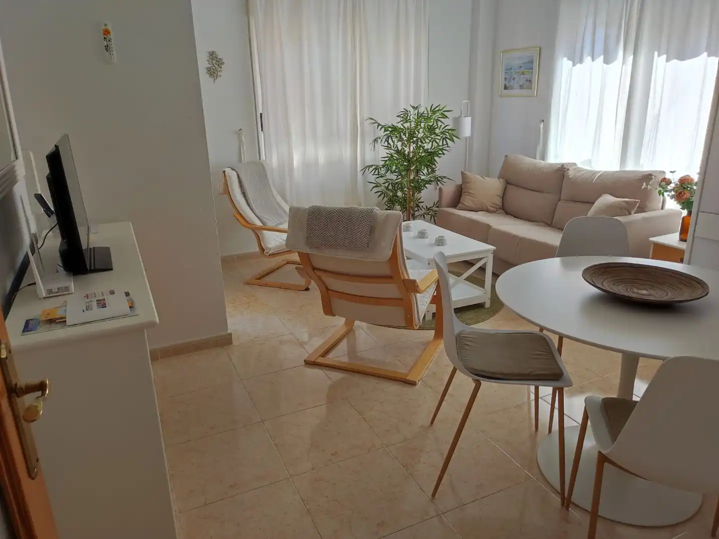 Living room of Flat for rent in La Mata