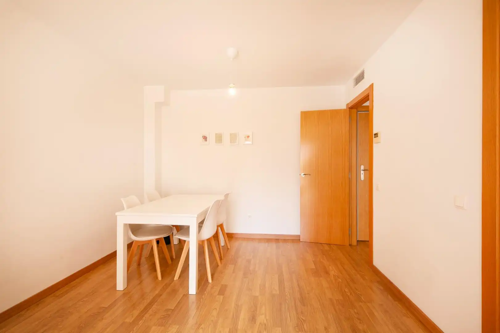 Comedor de Piso en venta en Badalona con Aire acondicionado, Parquet y Terraza