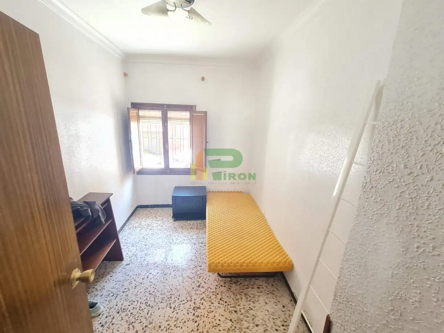 Habitación de Planta baja en venta en Totana con Aire acondicionado, Terraza y Trastero