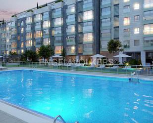 Piscina de Apartament de lloguer en  Madrid Capital amb Aire condicionat, Calefacció i Traster