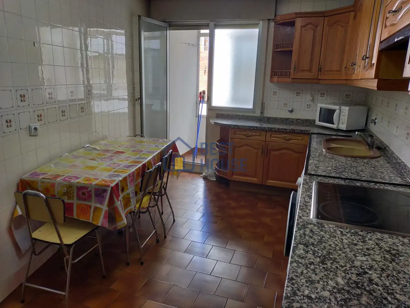 Cocina de Piso en venta en León Capital  con Calefacción y Amueblado