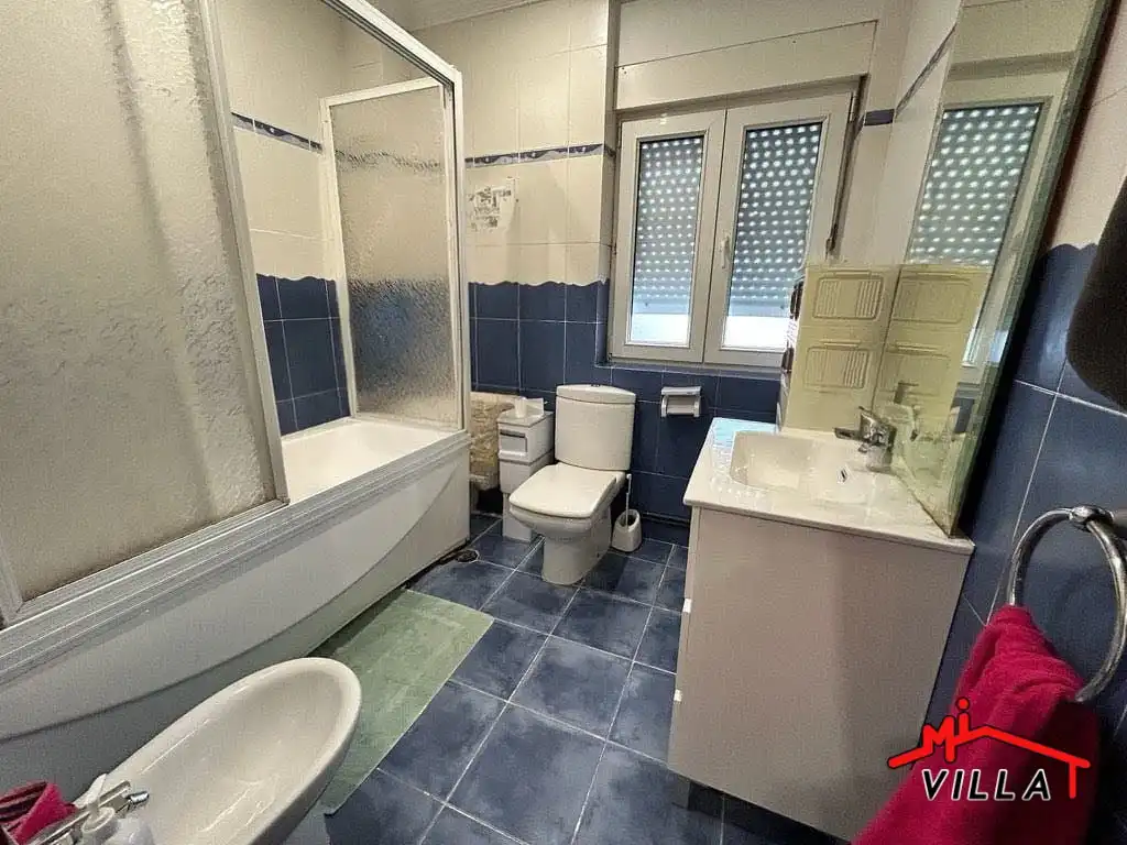 Bathroom of Flat for sale in Bárcena de Cicero  with Heating, Terrace and Storage room
