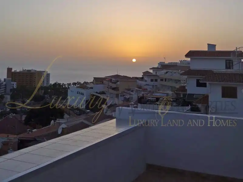 Exterior view of Attic for sale in Adeje  with Air Conditioner, Terrace and Furnished