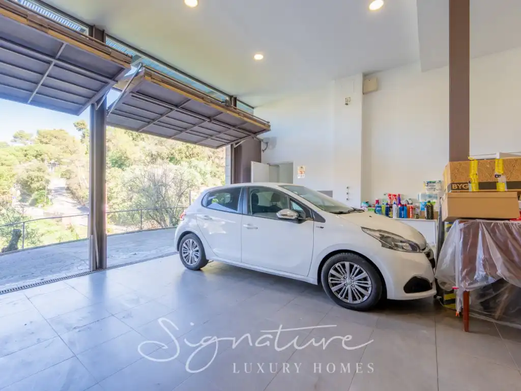 Parking de Casa o chalet en venta en Barcelona con Aire acondicionado