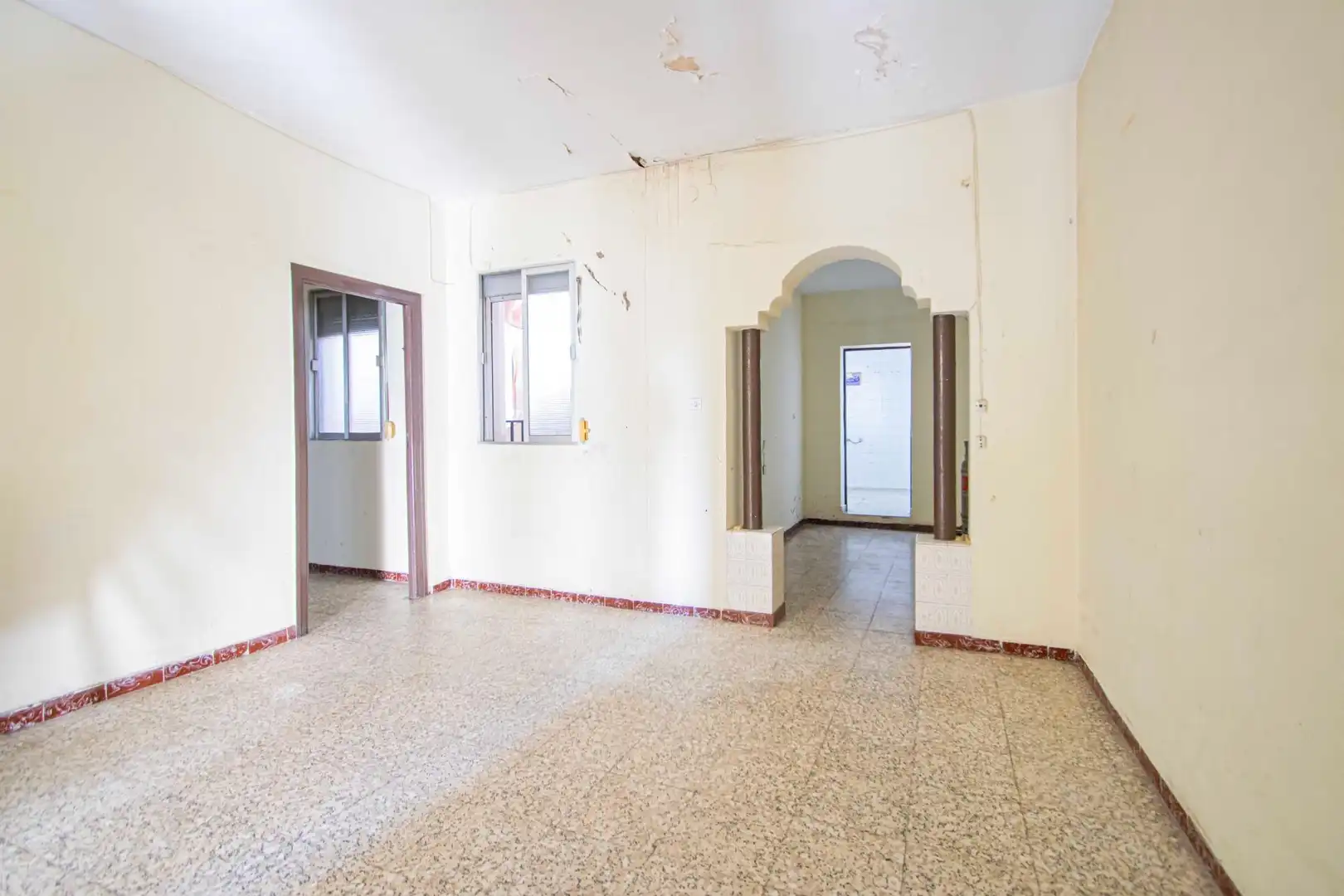 Casa o xalet en venda en Alcalá de Guadaira amb Aire condicionat, Terrassa i Moblat
