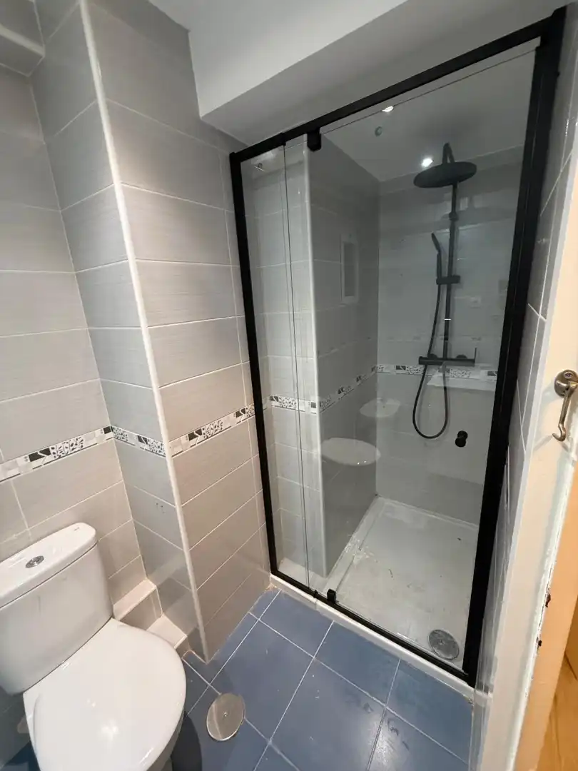 Baño de Piso de alquiler en Talavera de la Reina con Amueblado