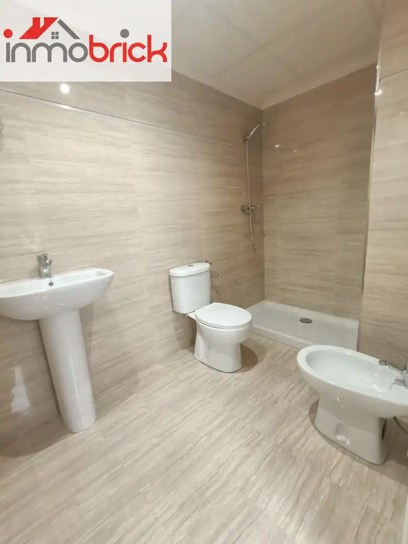 Bathroom of Flat for sale in Rute  with Storage room