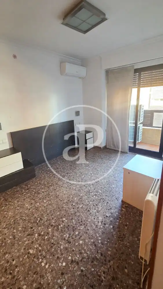 Habitación de Ático en venta en Picassent con Aire acondicionado, Calefacción y Jardín privado