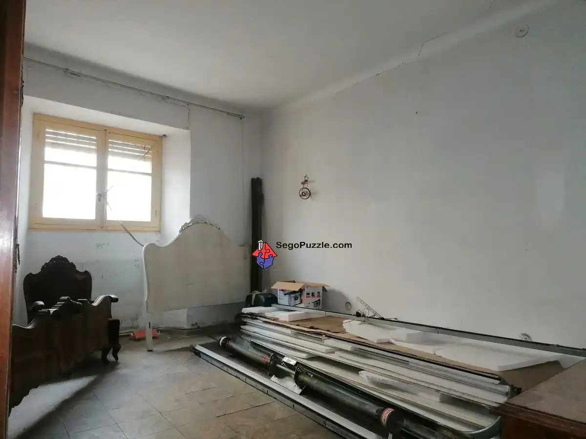 Houses for sale in Bernardos  with Storage room