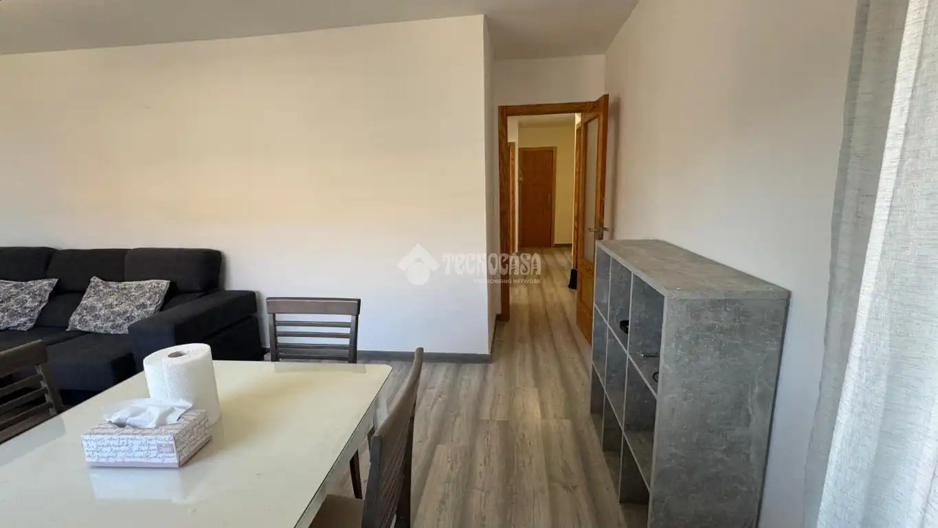 Habitación de Piso de alquiler en Granada con Amueblado