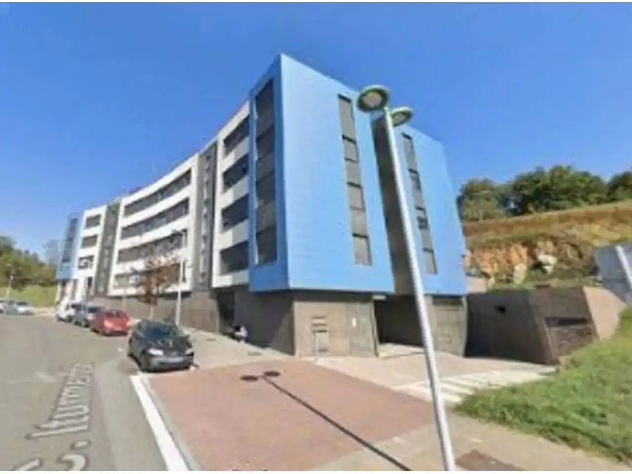 Exterior view of Garage for rent in Hernani