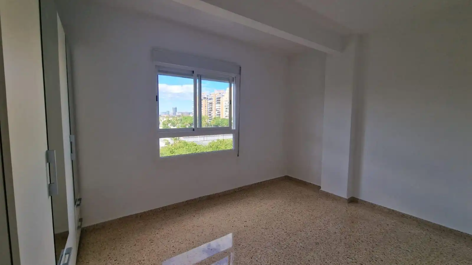 Bedroom of Flat for rent in Mislata  with Air Conditioner