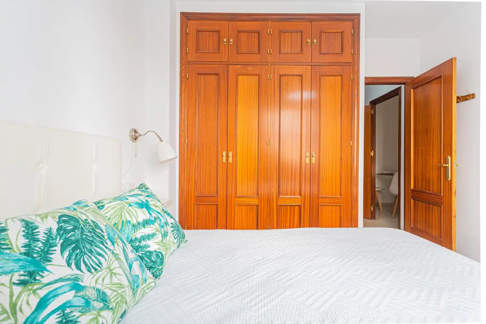 Bedroom of Flat for rent in Sanlúcar de Barrameda  with Air Conditioner, Heating and Furnished