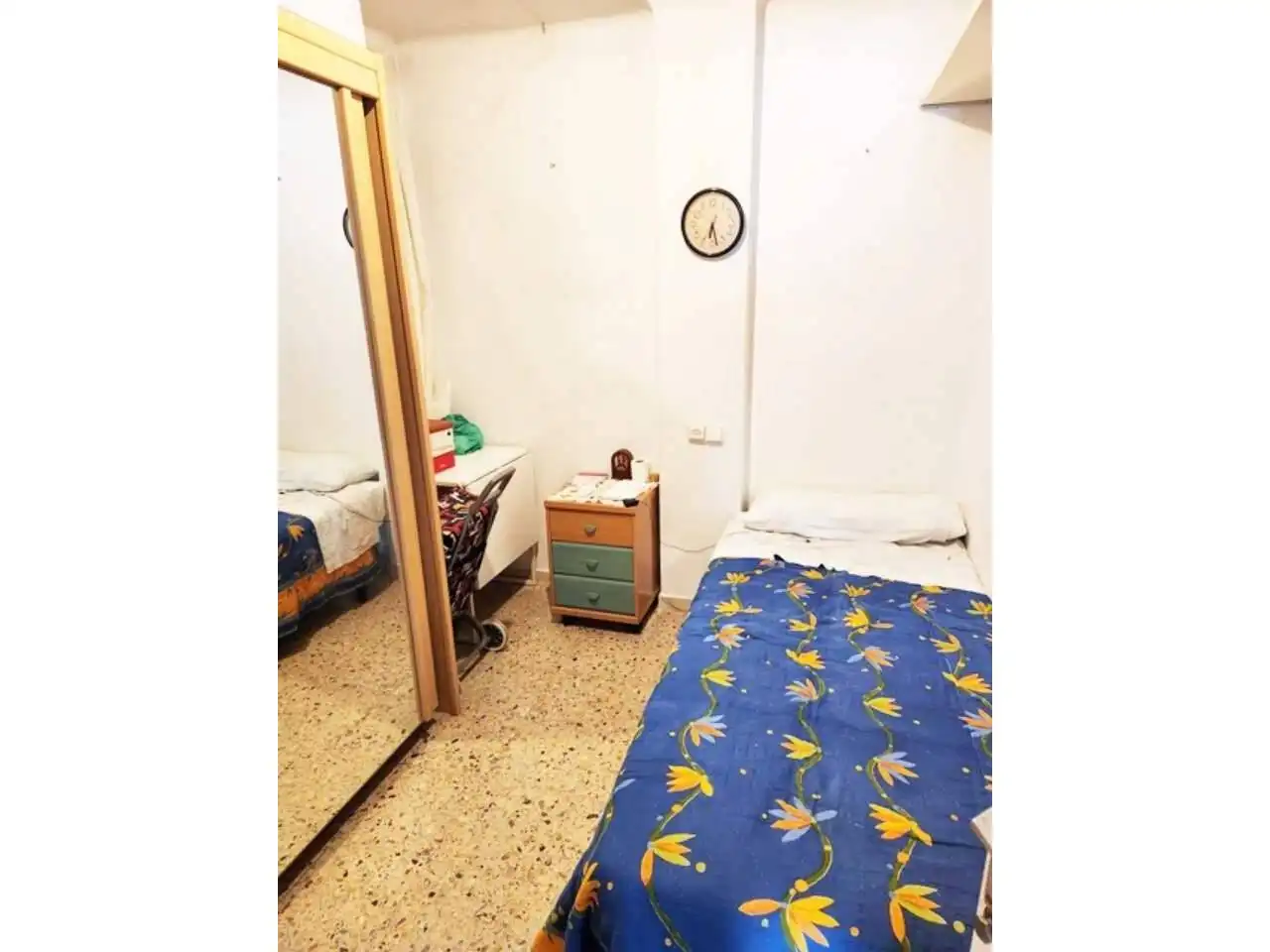 Habitación de Piso en venta en Badalona con Balcón
