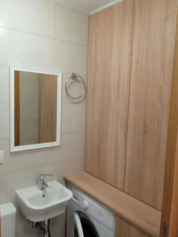 Baño de Piso de alquiler en Santiago de Compostela  con Calefacción, Terraza y Amueblado