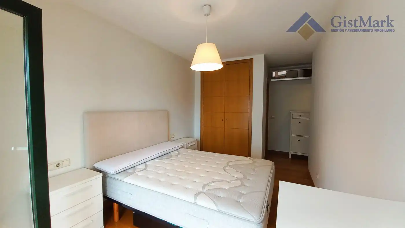 Habitación de Ático en venta en Vigo  con Aire acondicionado, Calefacción y Parquet