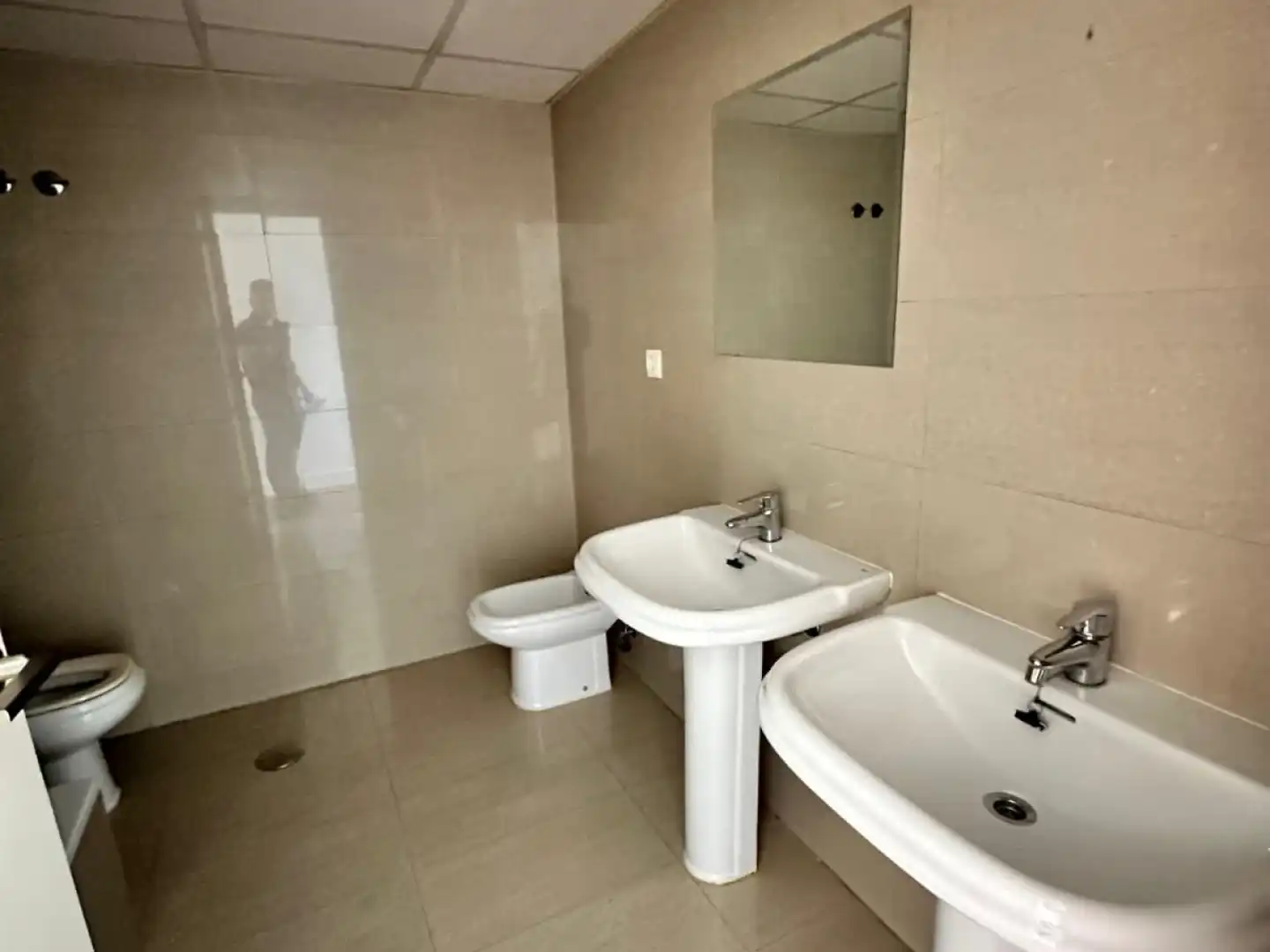 Baño de Apartamento en venta en Murcia con Aire acondicionado, Calefacción y Piscina