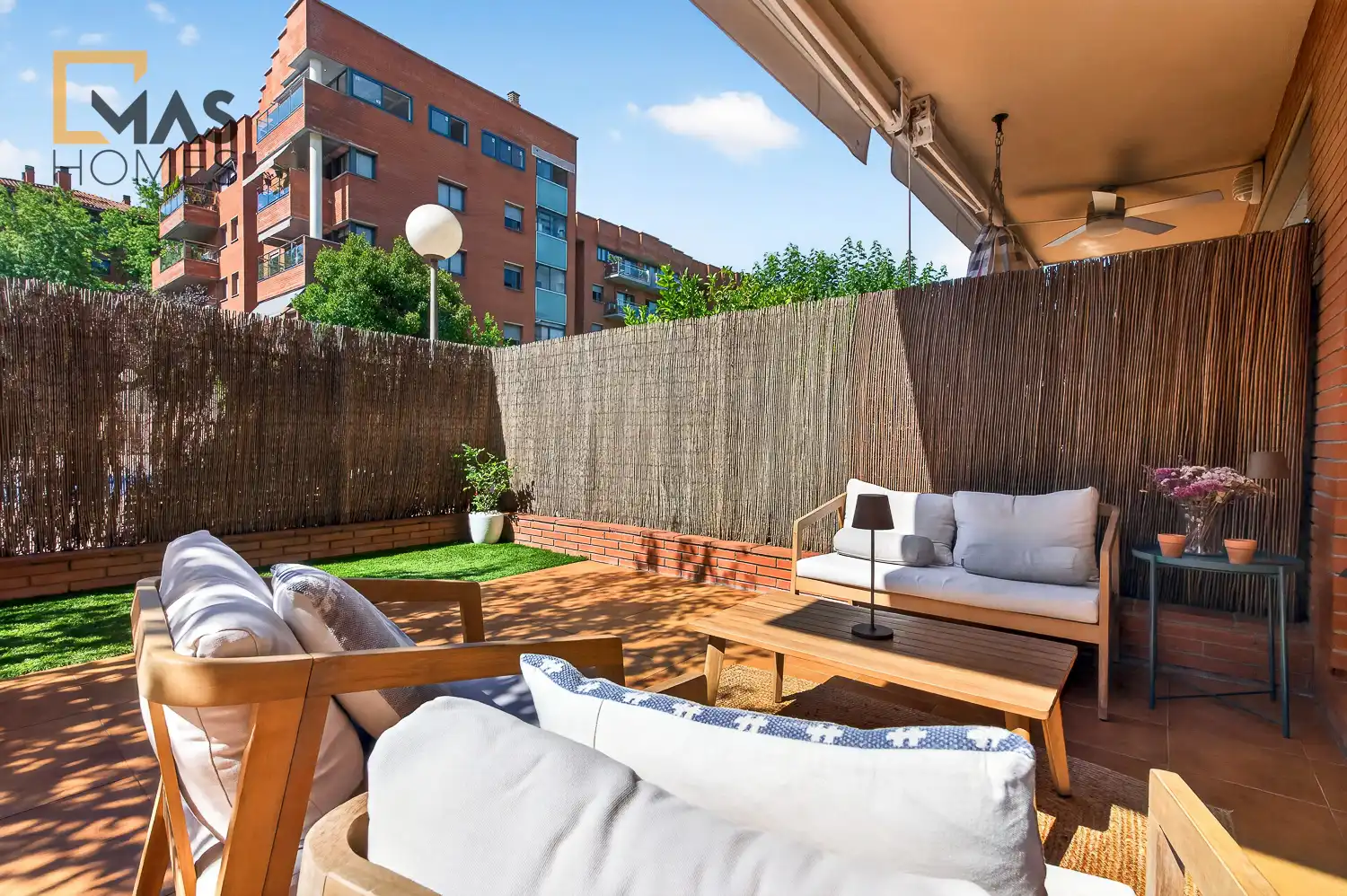Terraza de Piso en venta en Sant Cugat del Vallès con Aire acondicionado, Calefacción y Jardín privado