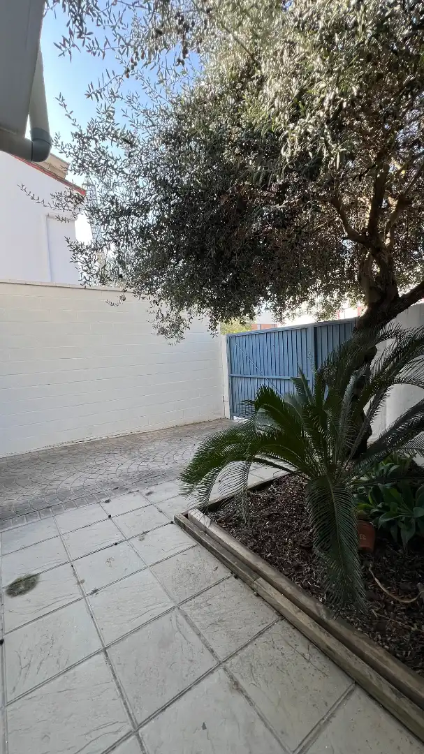 Jardí de Casa o xalet en venda en Espartinas amb Aire condicionat, Calefacció i Jardí privat