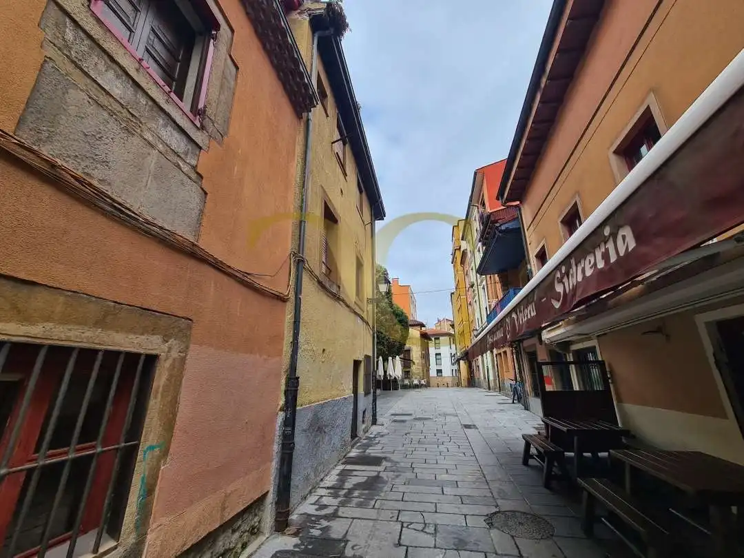 Vista exterior de Edificio en venta en Gijón 