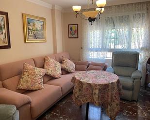 Living room of Single-family semi-detached for sale in  Granada Capital  with Air Conditioner, Heating and Private garden