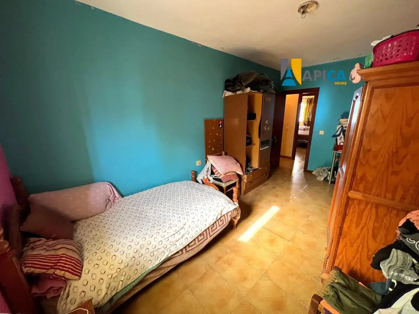 Dormitori de Casa o xalet en venda en Los Barrios