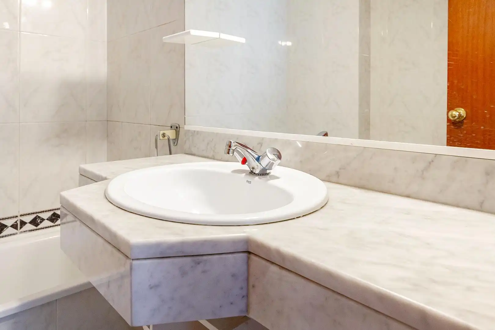 Bathroom of Flat for sale in Viladecans  with Heating, Terrace and Balcony