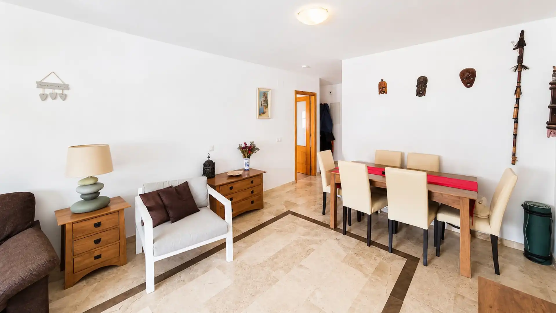 Menjador de Apartament en venda en Manilva amb Terrassa, Piscina i Moblat