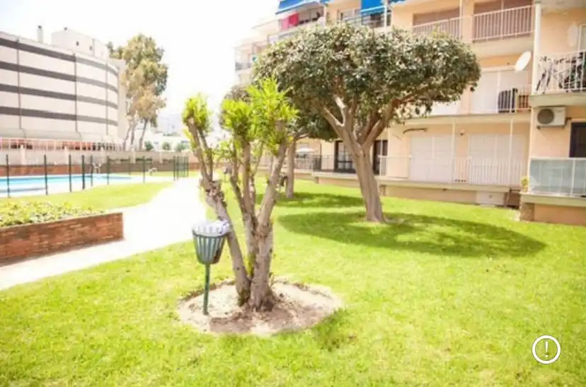 Vista exterior de Apartament de lloguer en Torremolinos amb Moblat i Piscina comunitària