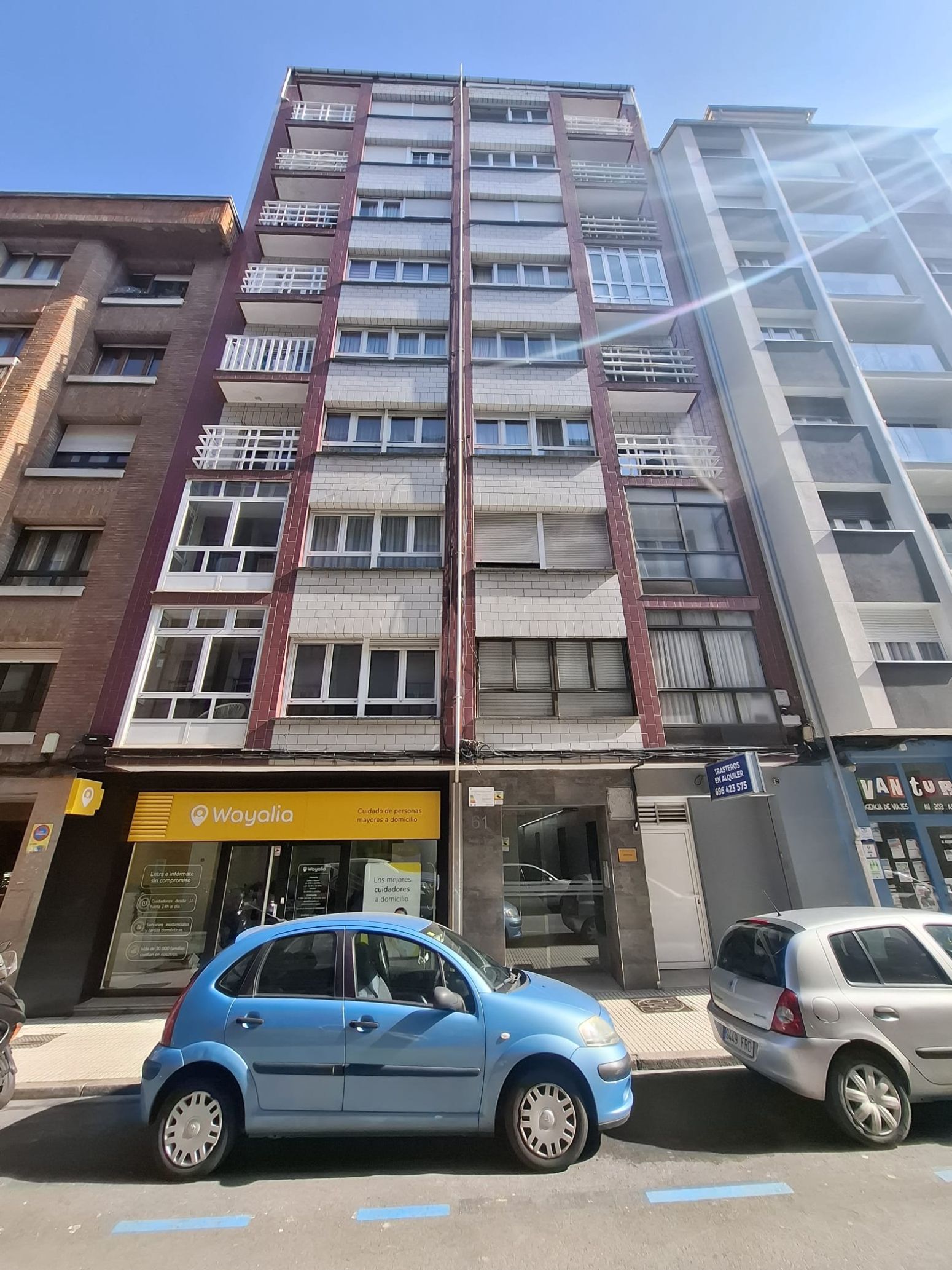 Vista exterior de Pis de lloguer en Gijón  amb Calefacció, Traster i Moblat