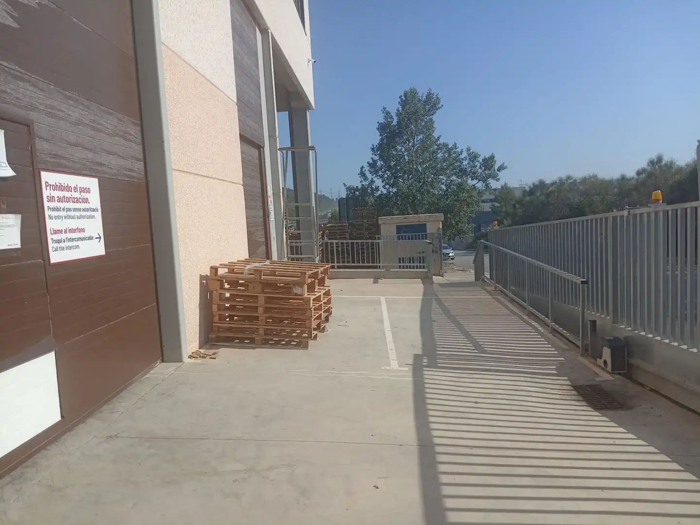 Terrace of Industrial buildings for sale in Rubí