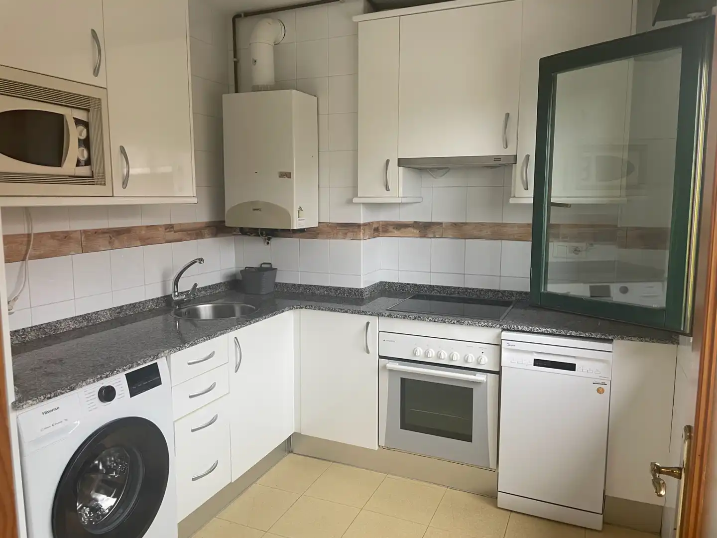 Cocina de Piso en venta en San Vicente de la Barquera con Calefacción, Amueblado y Balcón