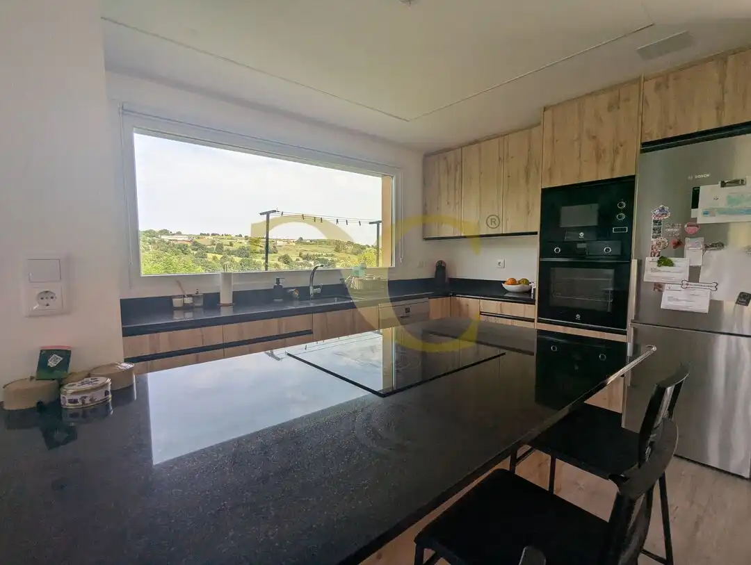 Cocina de Casa o chalet en venta en Gijón  con Calefacción, Jardín privado y Balcón