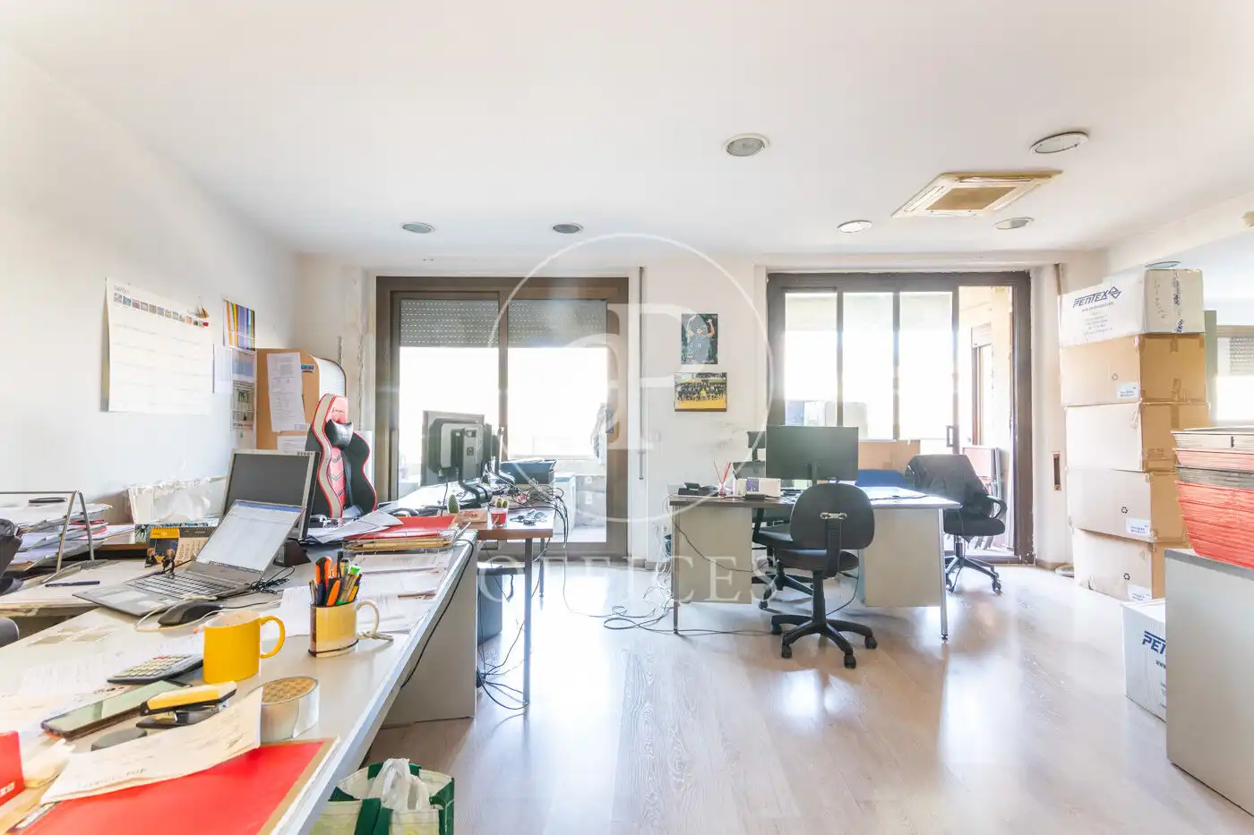 Bureau avec ascenseur à vendre à Jonqueres