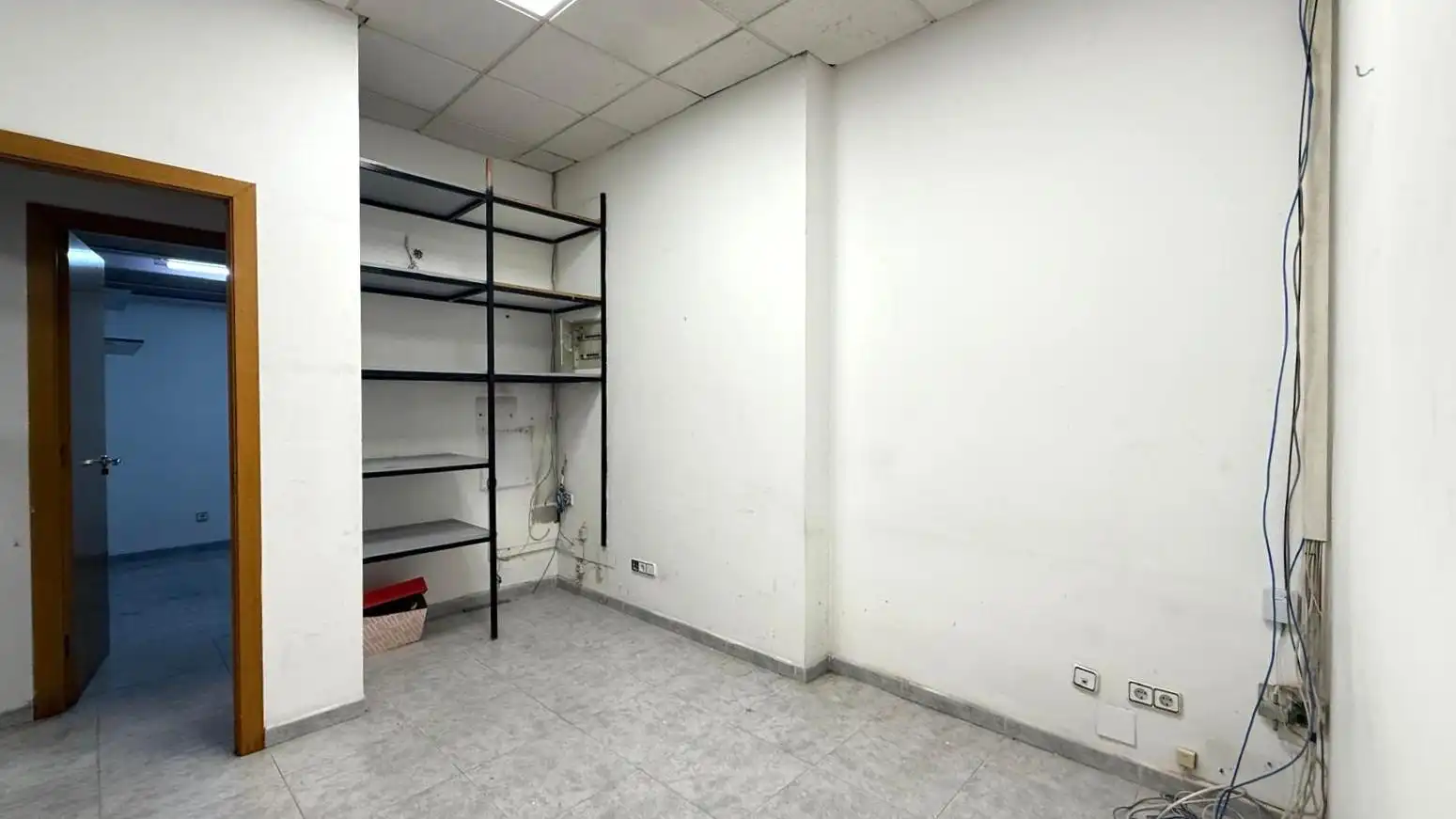 Local comercial de lloguer a Montigalà - Sant Crist, imagen 6