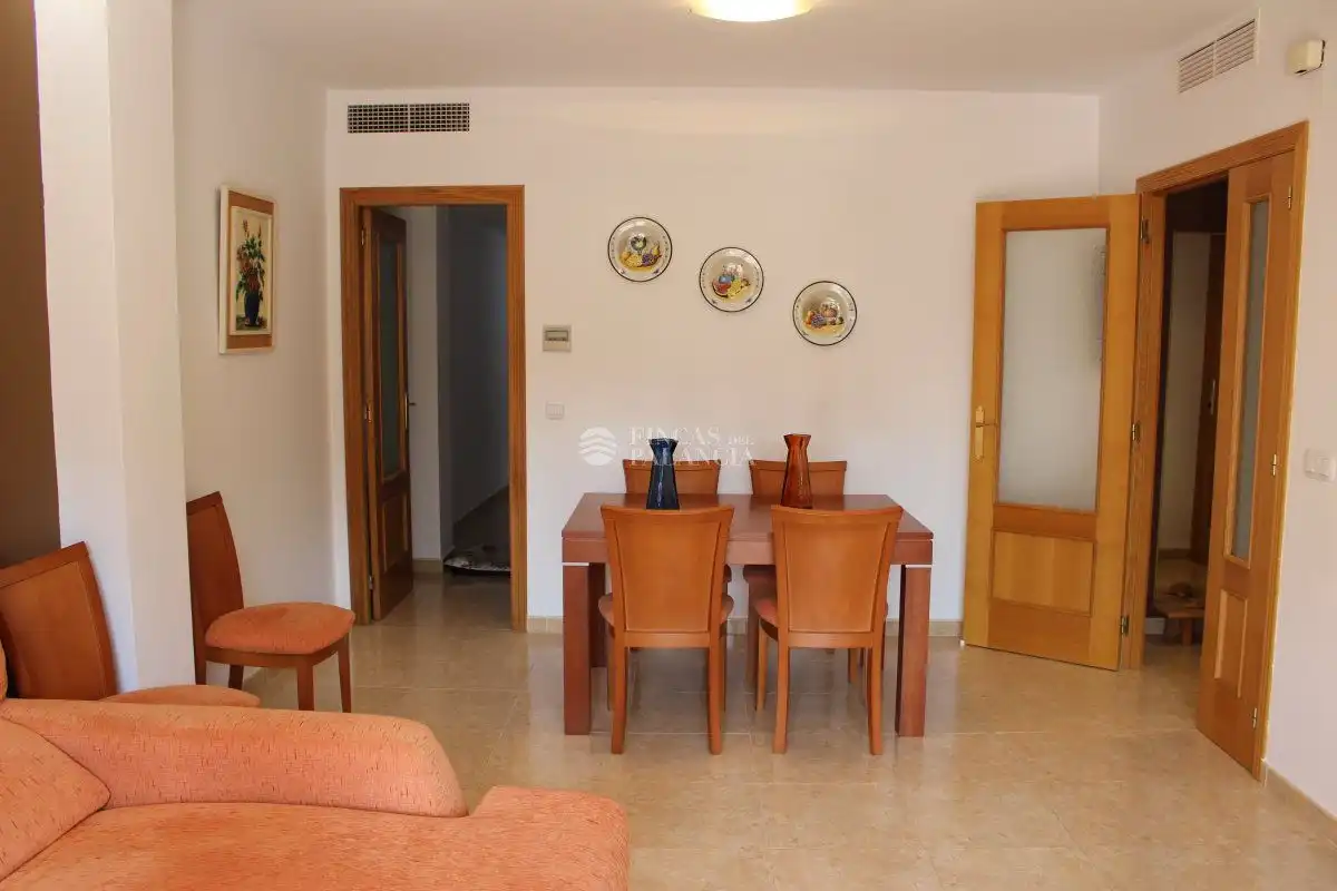 Esszimmer von Wohnung zur Miete in Navajas mit Klimaanlage, Heizung und Balkon