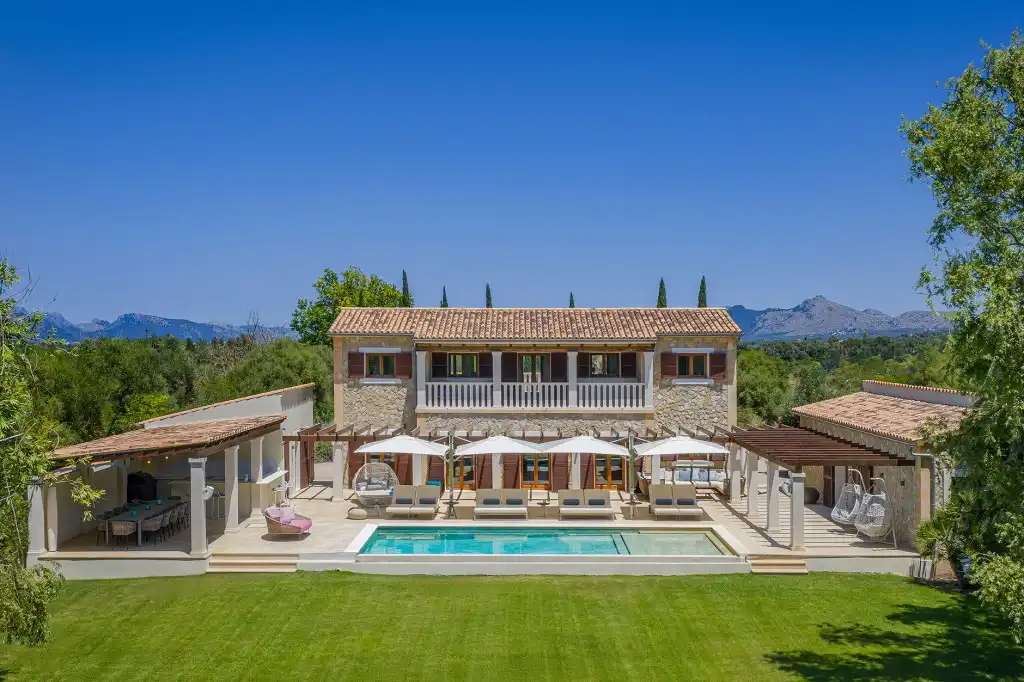 Casa rustica con piscina in vendita a Pollença Poble
