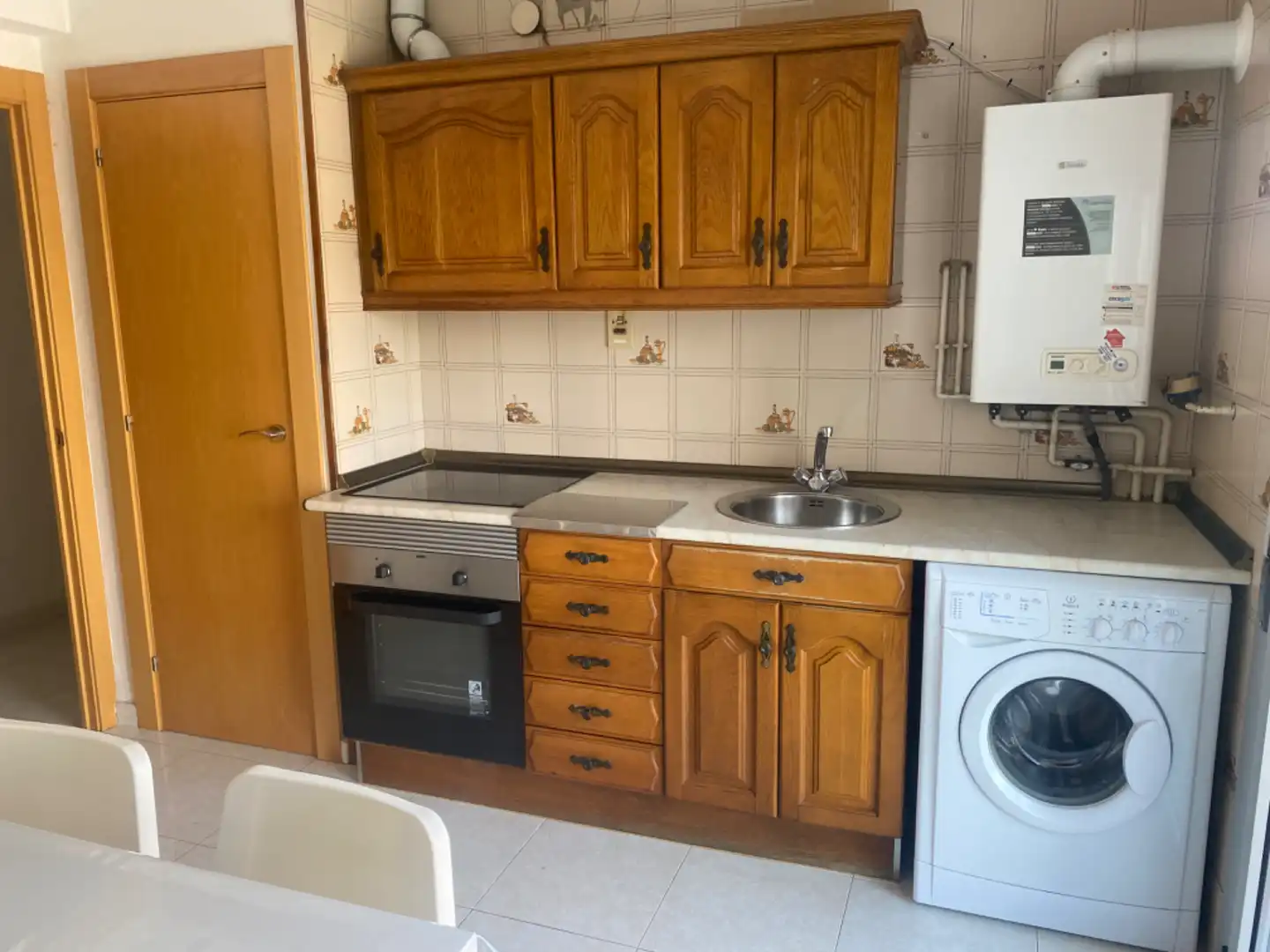 Küche von Wohnung zur Miete in Huesca mit Heizung, Terrasse und Möbliert