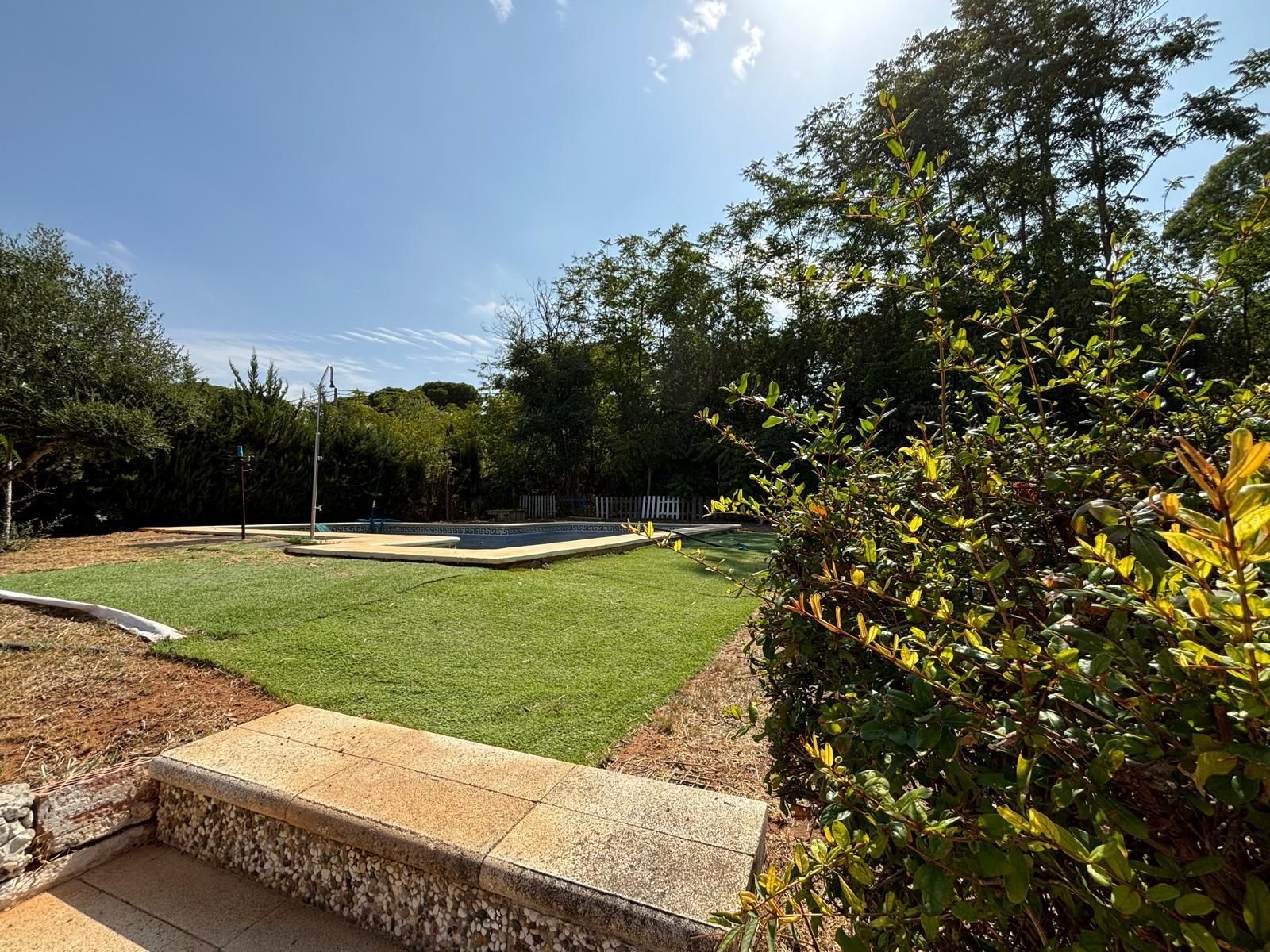 Piscina de Casa o xalet en venda en Alcalá de Guadaira amb Aire condicionat, Calefacció i Jardí privat
