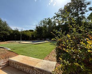 Piscina de Casa o xalet en venda en Alcalá de Guadaira amb Aire condicionat, Calefacció i Jardí privat
