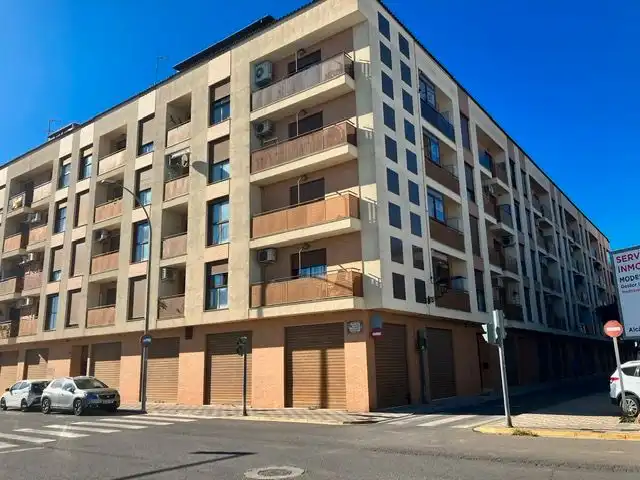 Local comercial en venda a Carrer Sèquia del Rei 8