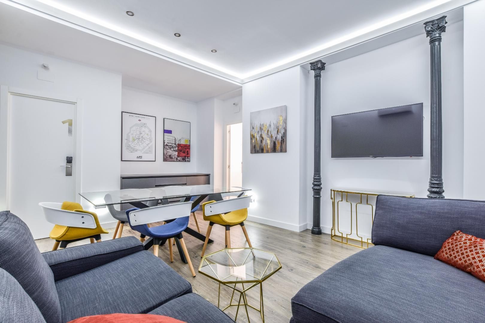 Sala d'estar de Pis en venda en  Madrid Capital amb Aire condicionat i Calefacció