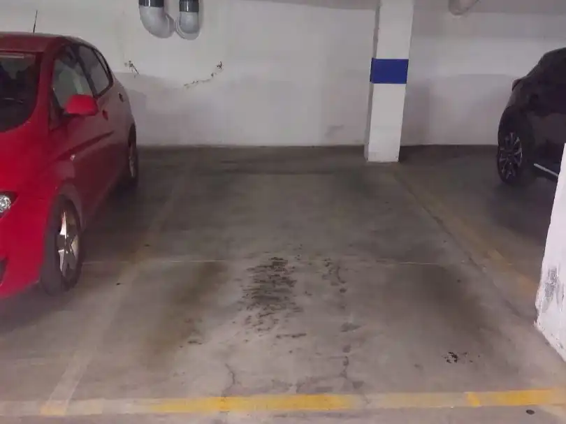 Garage zur Miete in Calle Píndaro, 13, El Cónsul - Ciudad Universitaria - El Romeral