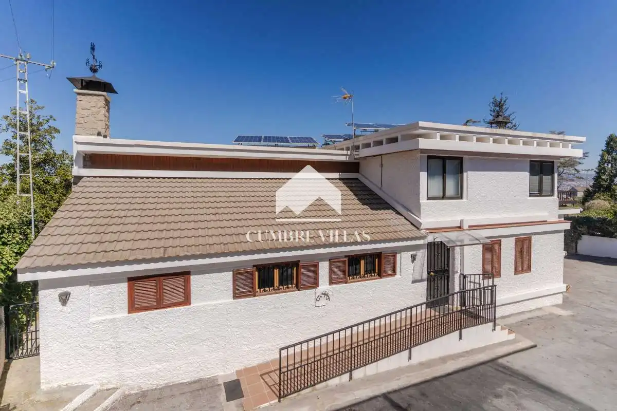 Exterior view of Houses for sale in Gójar  with Heating, Private garden and Terrace