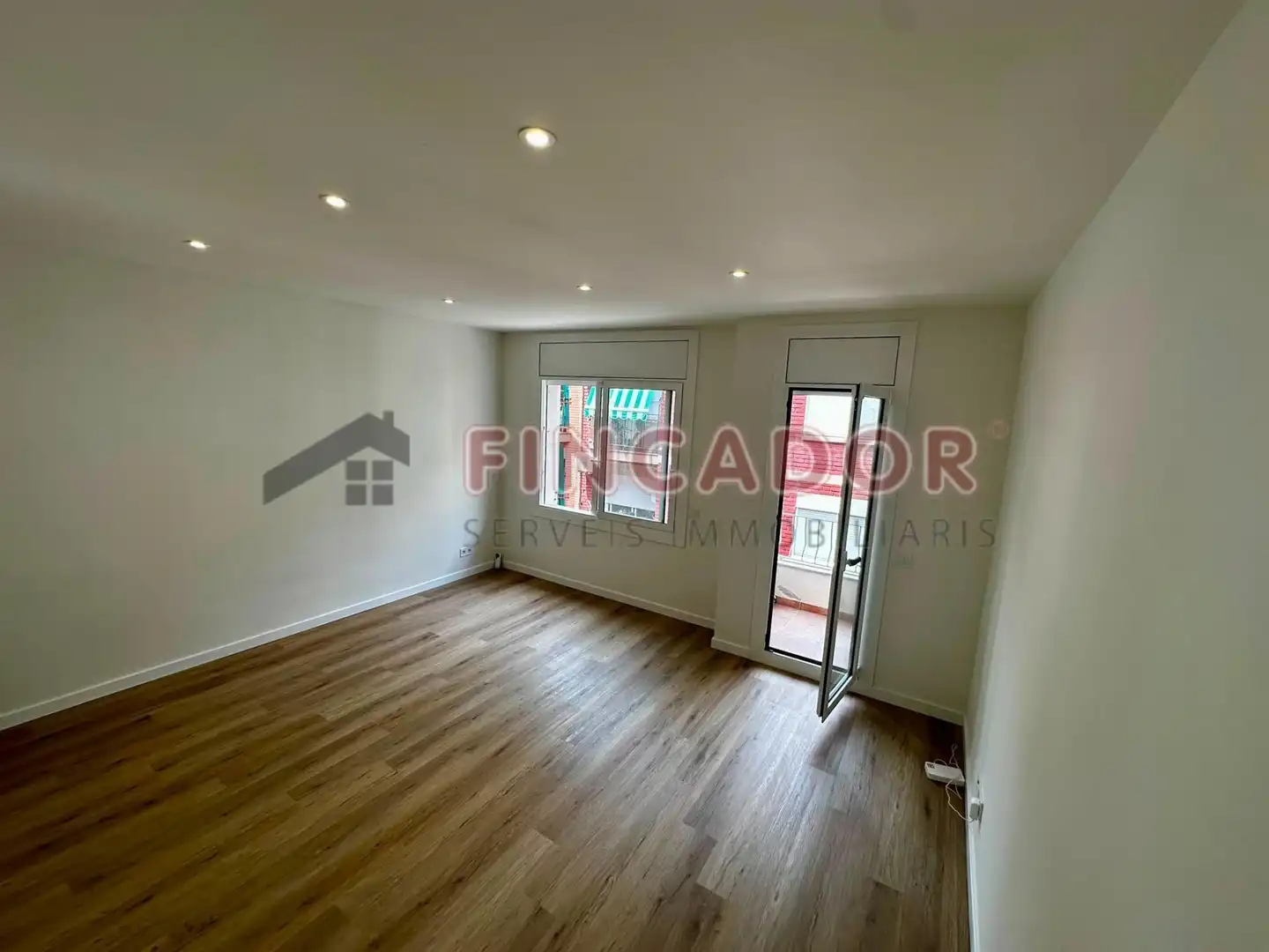 Flat with terrace for sale in Avinguda del Parc, imagen 4