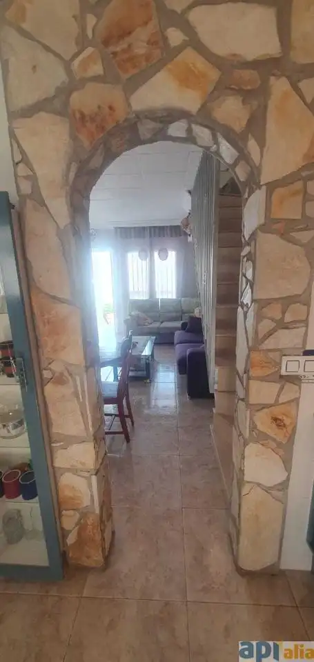 Sala d'estar de Casa o xalet en venda en Roses amb Calefacció, Jardí privat i Terrassa